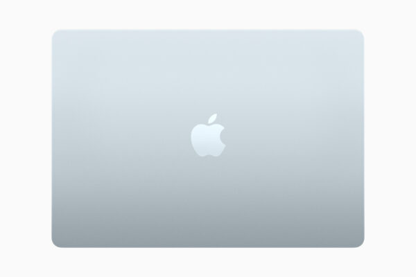 Apple MacBook Air M5 16GB 512GB 15.3Pulg. 2USB-C macOS Sky Blue
